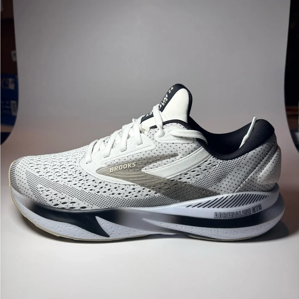 Brand New Brooks Adrenaline GTS 24 in the box. Women's size 9 🔥🔥supreme comfort - Picture 4 of 15